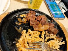 -纽斯特牛排自助餐厅(浦江万达店)