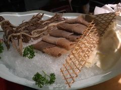 -左庭右院鲜牛肉火锅(金山万达店)