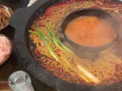 -黄潇洒老火锅(九眼桥宏济巷店)