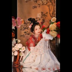-汉仪华裳汉服馆(打浦桥店)