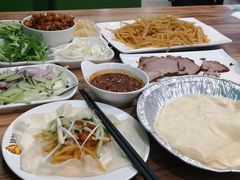 -合合春饼·酱骨·东北菜(潘家园店)