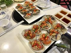 -虾弄弄海派小龙虾·牛羊蝎子火锅