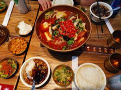 -成都你六姐·牛肉冒菜(上海环宇荟店)
