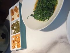 -荷塘秋月·本帮江浙菜(国权路店)