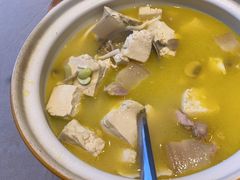 -香山湖渔家大院