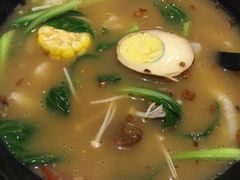 -麦谷轻餐(郑记粥铺金汇店)