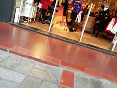 -三福时尚(三峡广场华夏银座店)