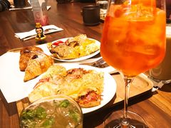 -星巴克(港汇1号办公楼店)