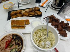 -金时代顺风大酒店(临港百联店)