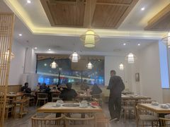 大堂-鸿喜牛·潮汕鲜牛肉火锅(海浪湾店)