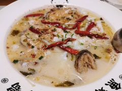 -江渔儿酸菜鱼(奥园广场金发购物中心店)