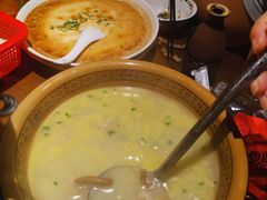 -富正毅三下锅·湘西韵味(天门山索道店)