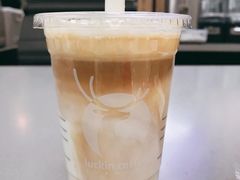 海盐芝士厚乳拿铁-瑞幸咖啡(SM广场店)
