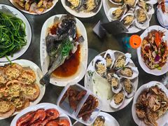 -四川小胡子海鲜(丁村万人海鲜广场店)