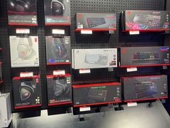 -ROG玩家国度(美罗城店)