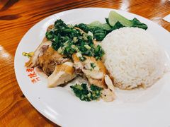 姜葱豉油鸡饭-澳门陈光记烧味饭店(南京德基广场店)