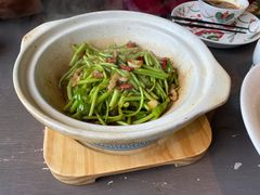 青椒芦蒿炒肉丝-江宴渔村·鱼鲜土菜(紫荆广场店)