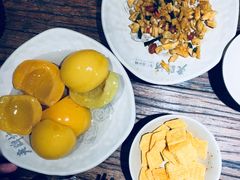 -老牌坊云南鱼豆花火锅(嵩山店)