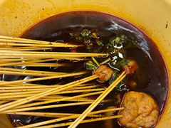 -拈签一笑黄牛肉辣卤串串