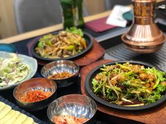-臻牛烤肉