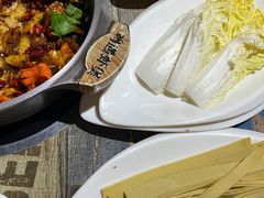 -鸡遇虾煲干锅火锅(小寨金莎店)