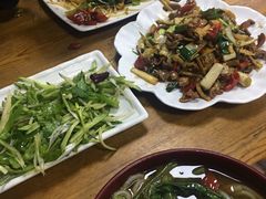 -牛八宝桂林米粉(八里庄店)