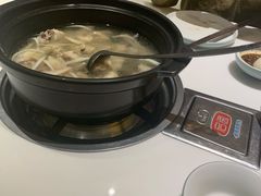 -东椰·海南椰子鸡火锅(朝阳门店)