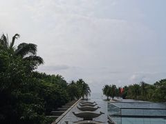 -亚龙湾喜来登·美景台大堂吧