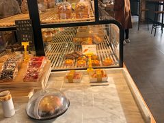 面包甜点陈列柜-酵種麦田(山师店)