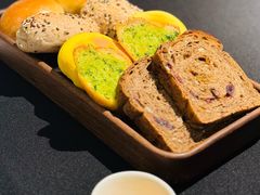 精美餐前面包-月芽·自由餐厅·西溪湿地餐厅