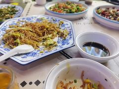 -小桥衢州人家·海鲜烧烤·盱眙龙虾(万达水街店)