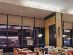 -南京长江之舟华邑酒店·鲜艳自助餐厅