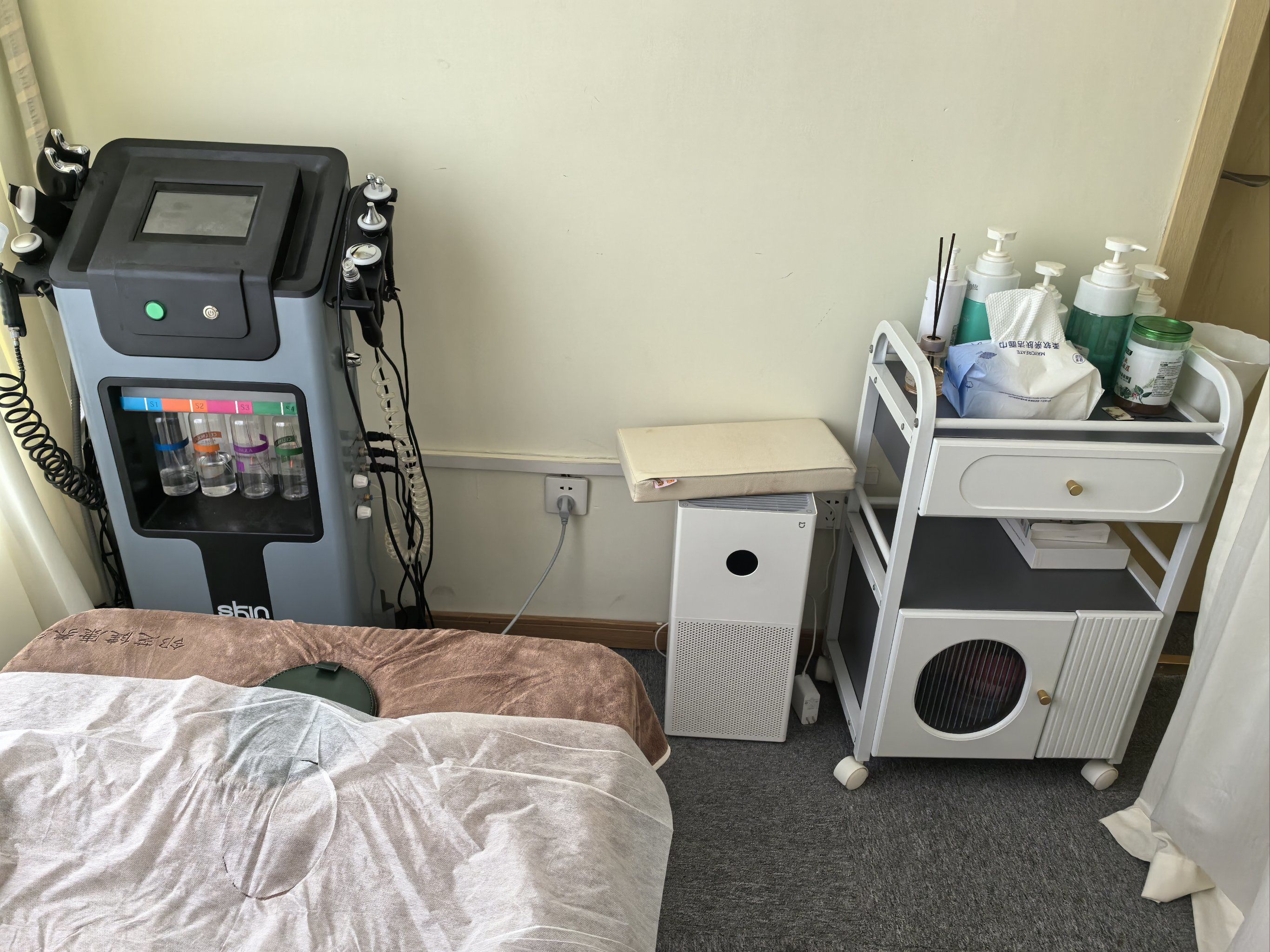 现代化中医艾灸体验