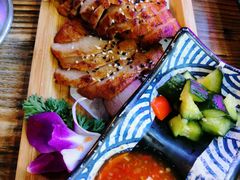 金牌炭烧秘制猪颈肉-Hi YOU你的饭局泰餐厅(雍和宫店)