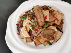 双干炒腊肉-老菜馆(滨江大道东段店)