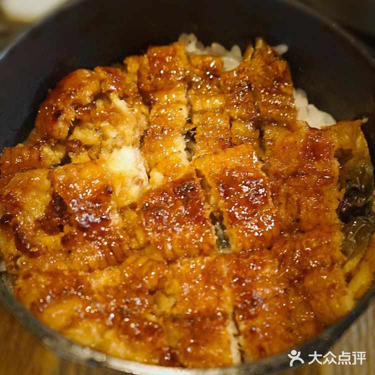 鳗几·现切现串现烤鳗鱼，三种吃法让人大呼过瘾！