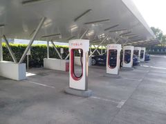 -上海汽车博览公园-北门停车场