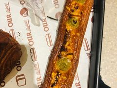 蒜香橄榄棒-OUR Bakery(SKP-S店)