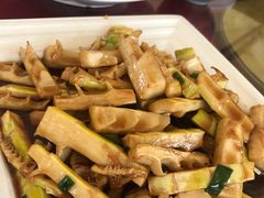 -灶头屋里