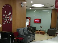 -雅悦齿科(顾村公园店)