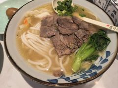 -鑫花溪牛肉米粉(凤凰街创始总店)