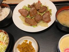 -小山日本料理(兴业太古汇店)