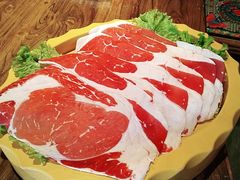 -老牌坊云南鱼豆花火锅(爱建店)