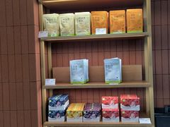 -奈雪的茶(市百一店)