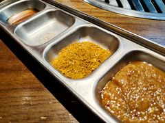 烤肉蘸料-·缸桶屋·韩式牛肋条自助烤肉(西湖D11店)