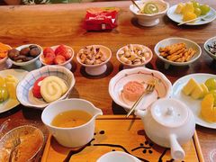 -梅间堂茶馆(绿地缤纷城店)