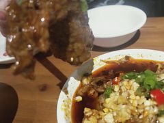 -炉小二铜锅牛蛙•川湘菜(三里屯店)