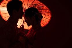 点击看大图 -挪娅婚纱摄影皇家会所