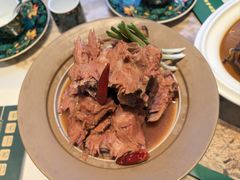 招牌酱熏排骨-峰厨大鱼泡饼(水上公园店)