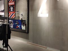 -adidas(印象城购物中心店)